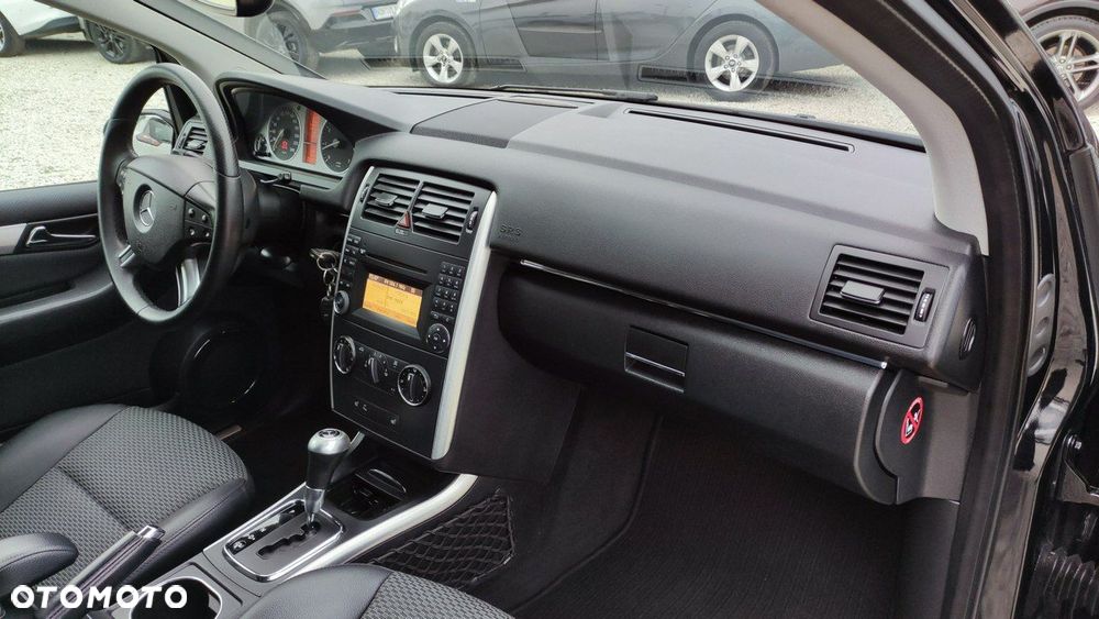 Mercedes-Benz Klasa B - 22