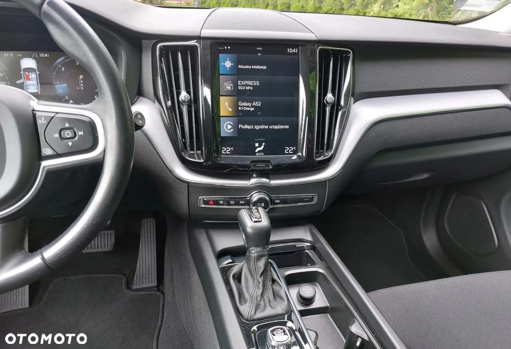 Volvo XC 60 D4 SCR R-Design - 6