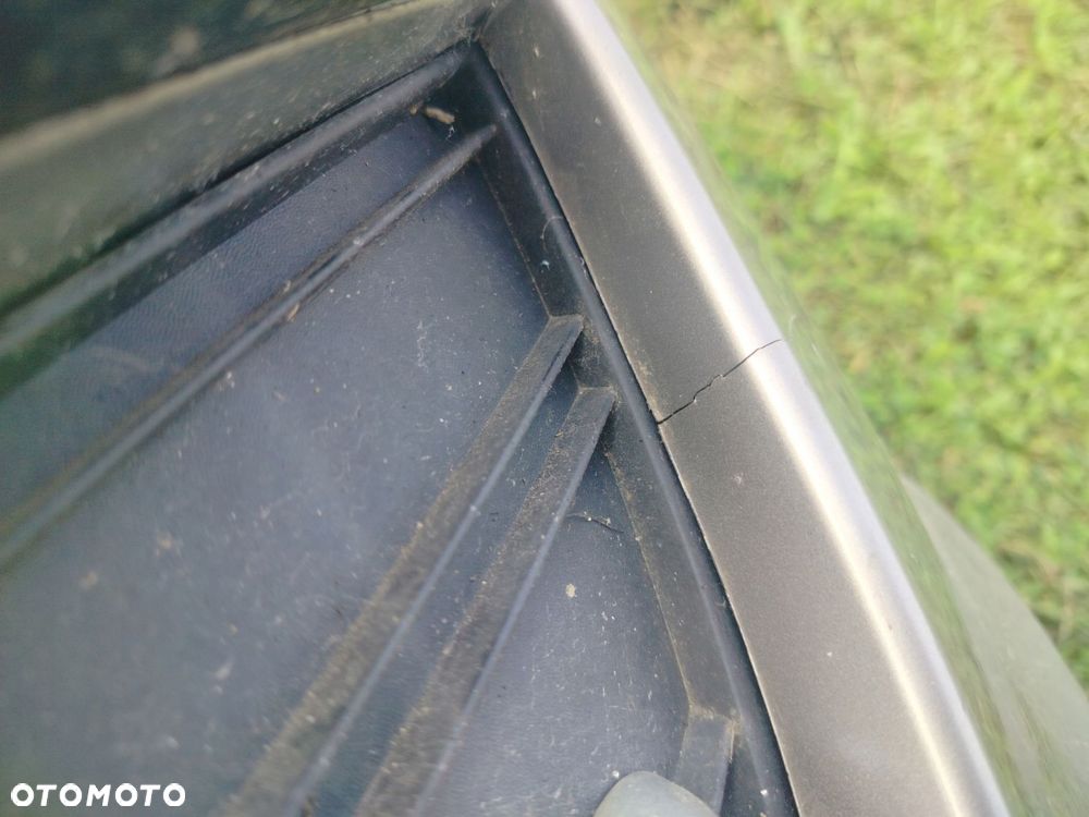 RENAULT MEGANE III HB KOMBI 08R- ZDERZAK PRZÓD PRZEDNI SPRYSKI - 14