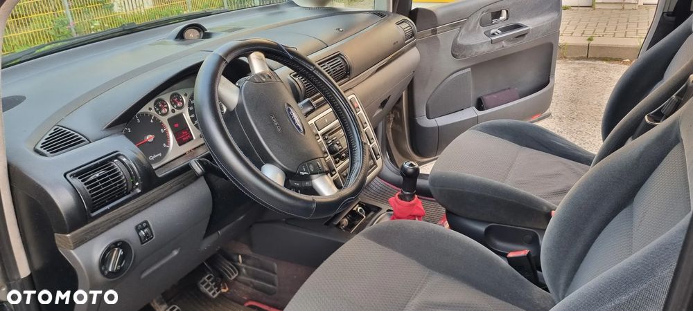 Ford Galaxy TDI Ghia - 8
