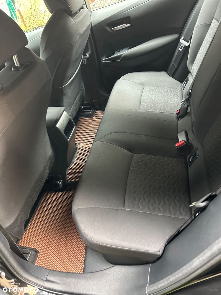 Toyota Corolla - 31