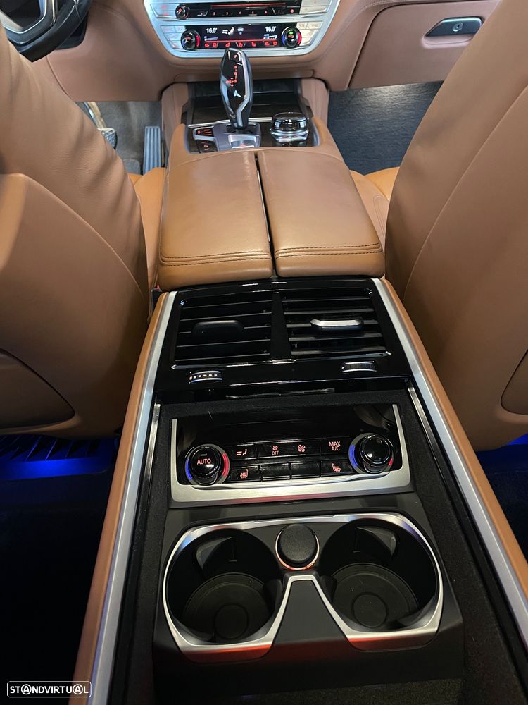 BMW 740 Le iPerformance - 31