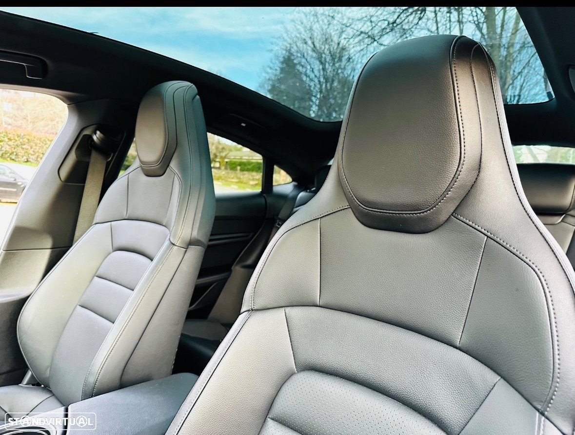 Porsche Taycan 4 - 17