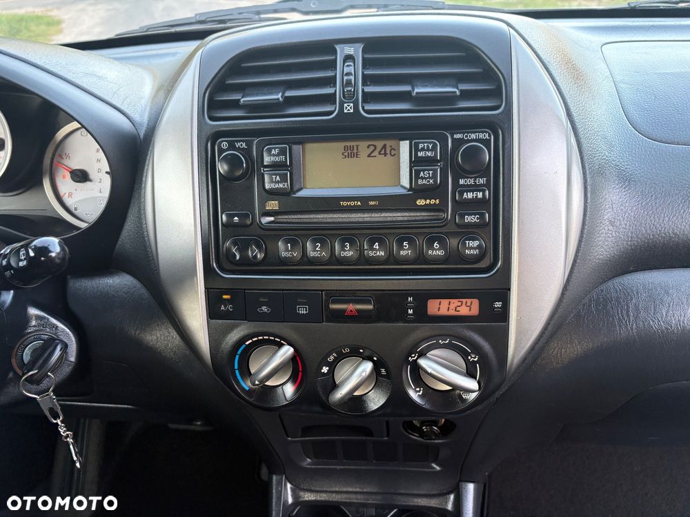 Toyota RAV4 2.0 VVT-i Sol - 29