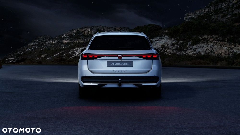 Volkswagen Passat Variant 2.0 TSI Business Plus DSG - 12