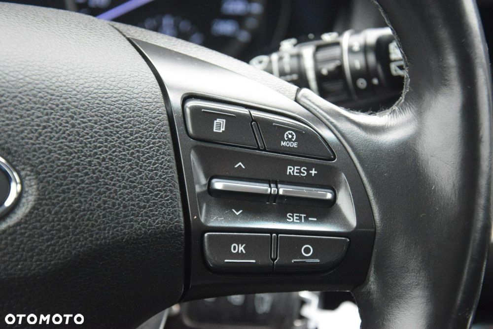 Hyundai i30 1.0 T-GDI YES - 18