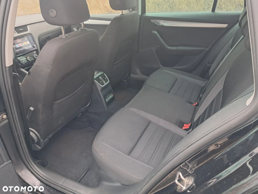 Skoda Octavia 1.6 TDI Premium Edition - 19