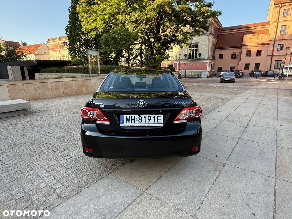 Toyota Corolla 1.6 Premium - 5