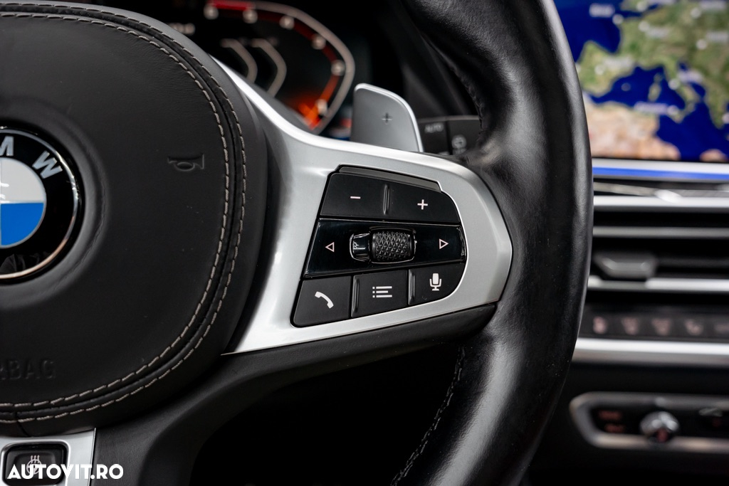 BMW X5 M M50d - 33