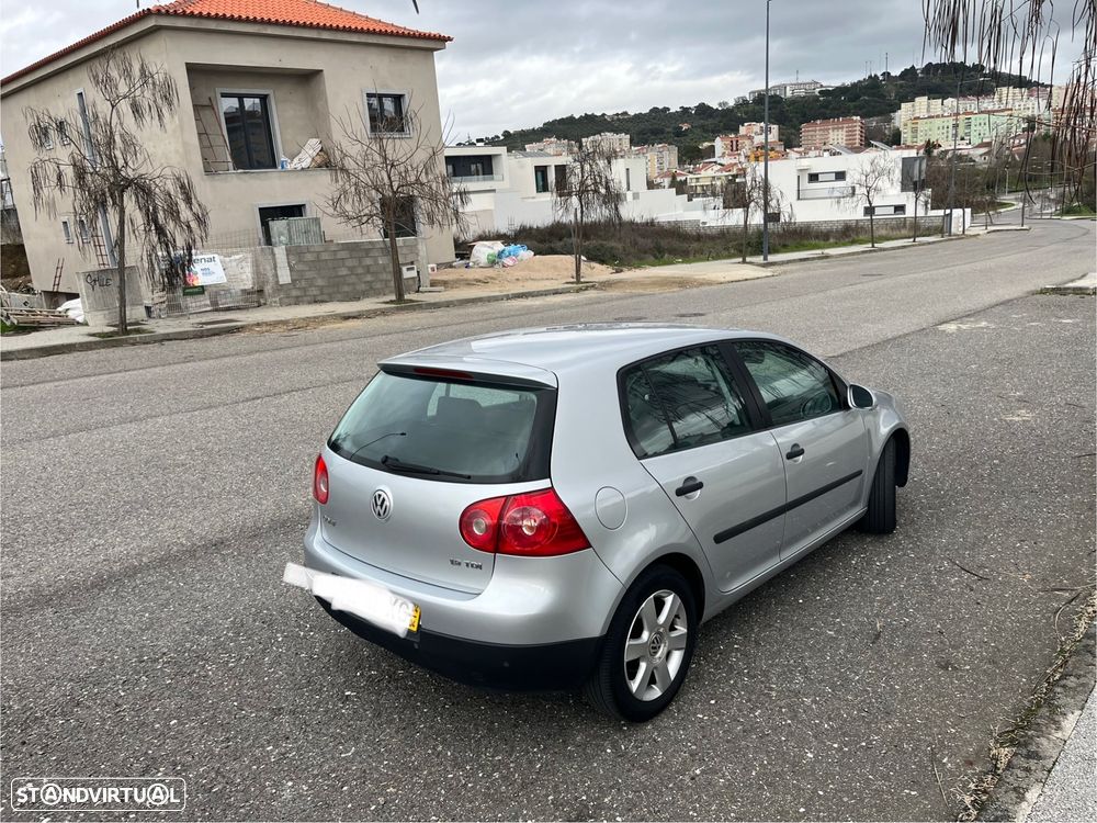 VW Golf 1.9 TDi Confortline - 4