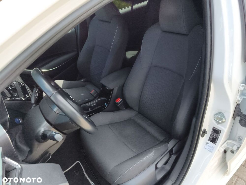 Toyota Corolla 1.8 Hybrid Comfort - 18