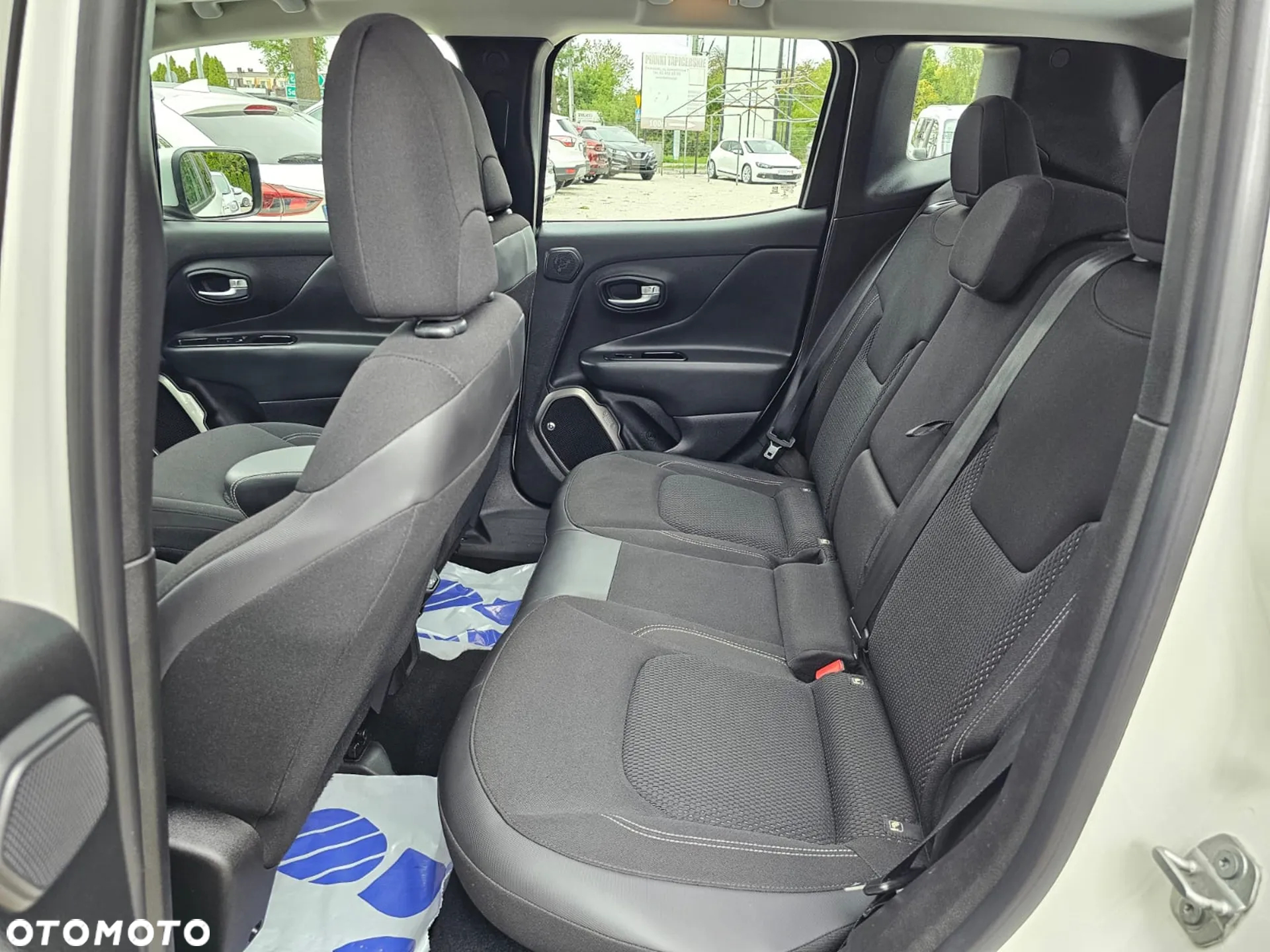 Jeep Renegade 1.4 MultiAir DSG Limited - 12