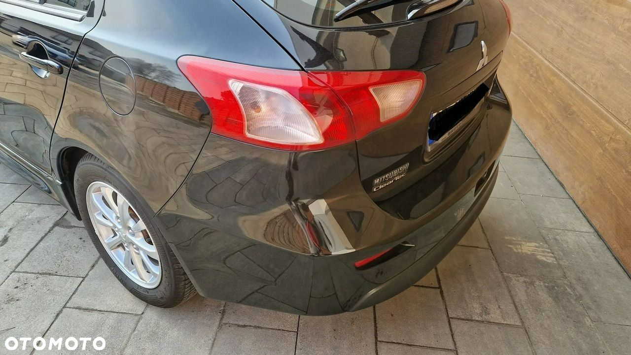 Mitsubishi Lancer - 9