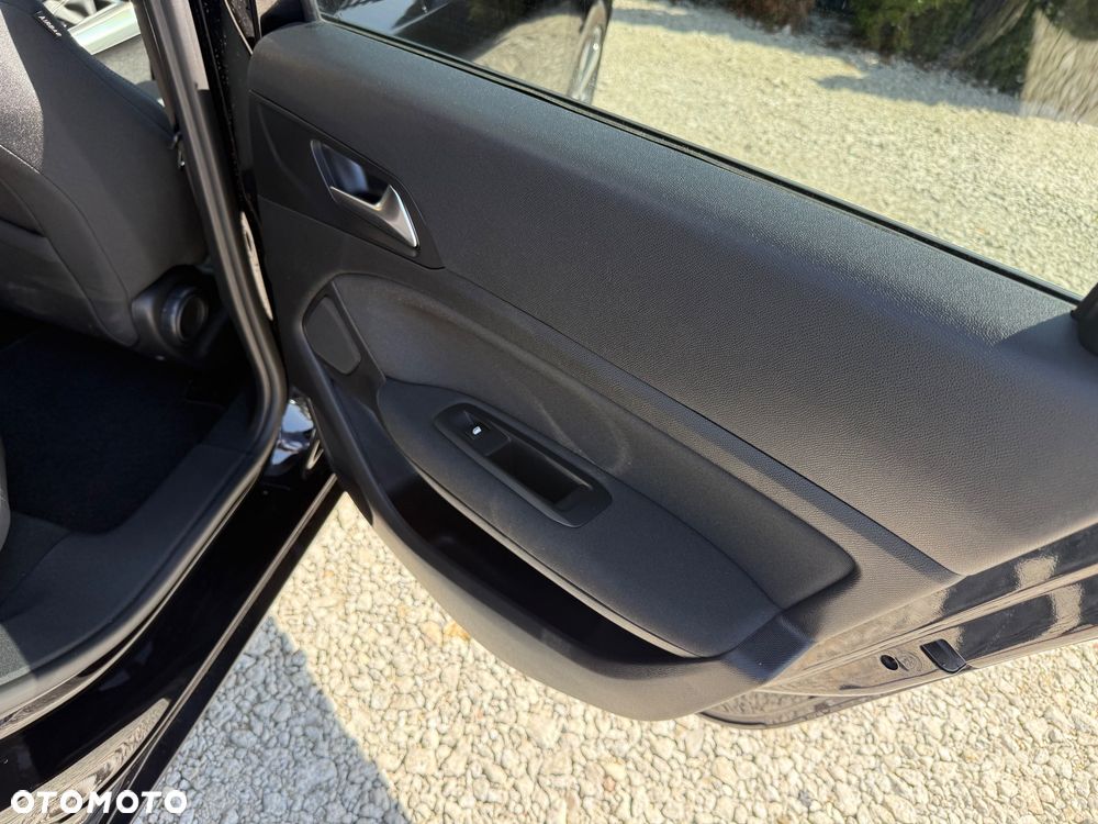 Peugeot 308 - 25