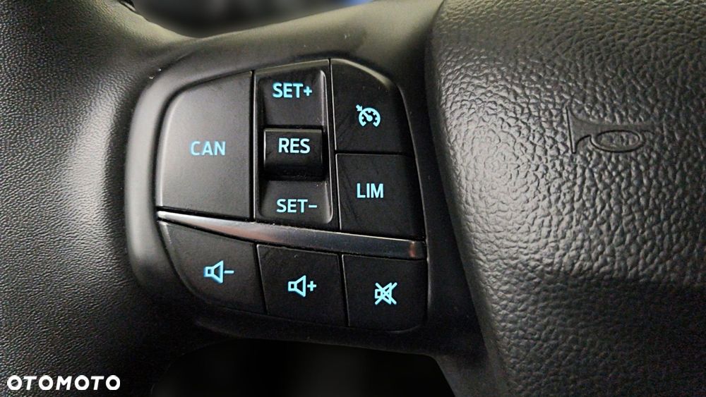 Ford Focus 1.0 EcoBoost mHEV Titanium X - 22