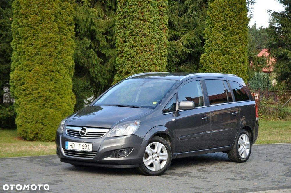 Opel Zafira - 10