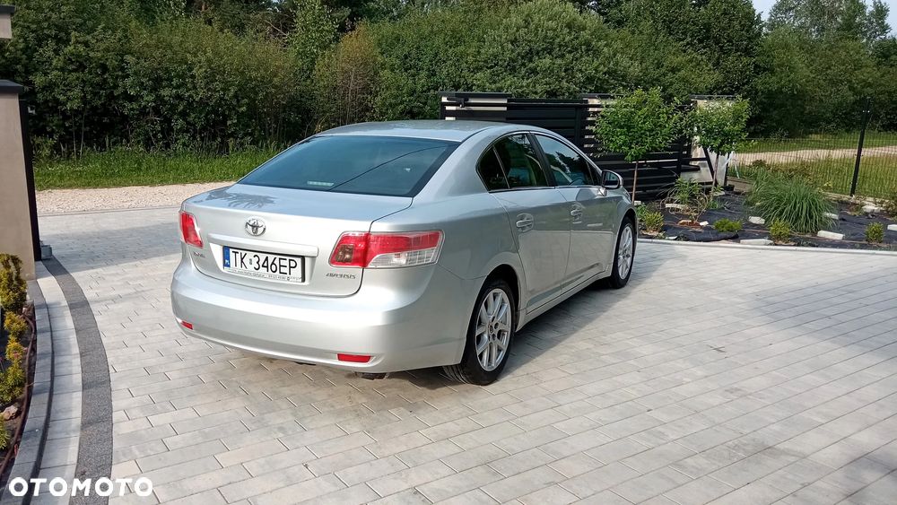 Toyota Avensis 1.8 Sol - 7