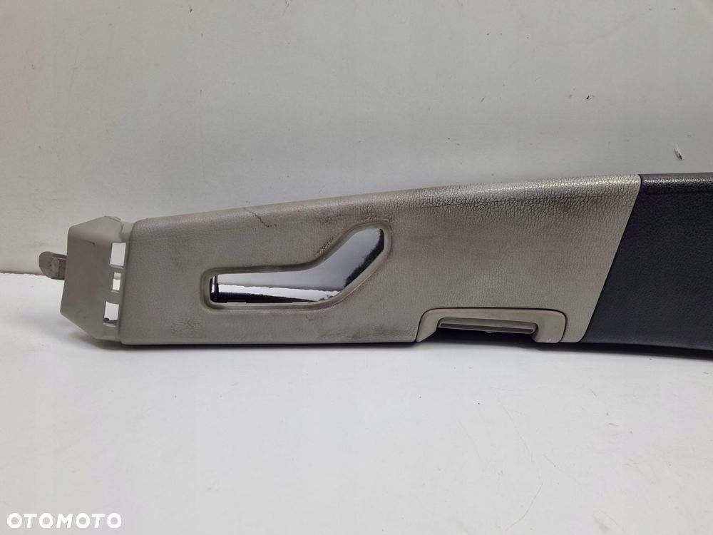 Volvo S60 I XC70 I V70 II lift LEWA OSŁONA SŁUPKA B Maskownica - 2