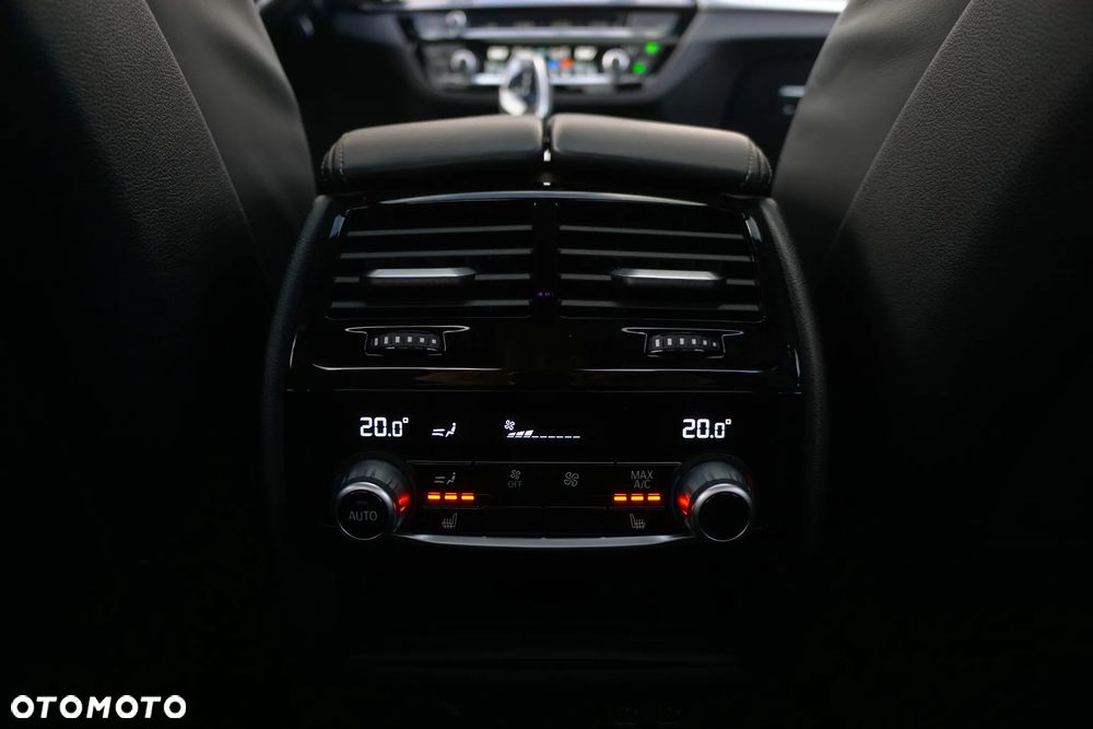 BMW Seria 5 545e xDrive M Sport sport - 27