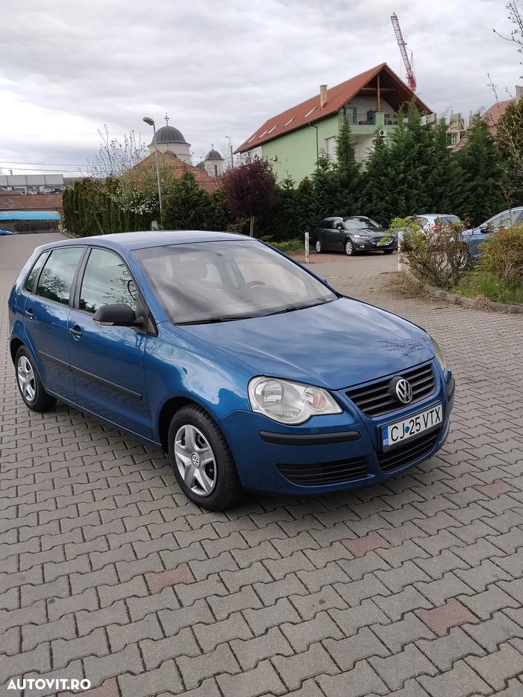Volkswagen Polo 1.2 Attractive - 2