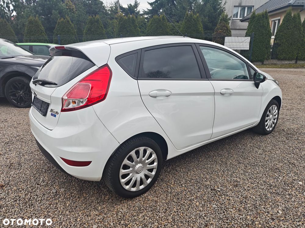 Ford Fiesta 1.25 Celebration - 9