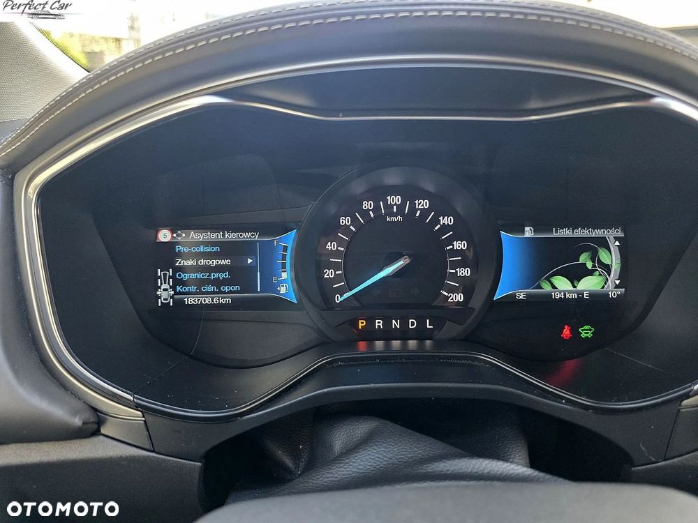 Ford Mondeo 2.0 Hybrid Vignale Plus - 28