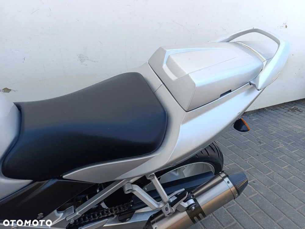 Suzuki SV - 15