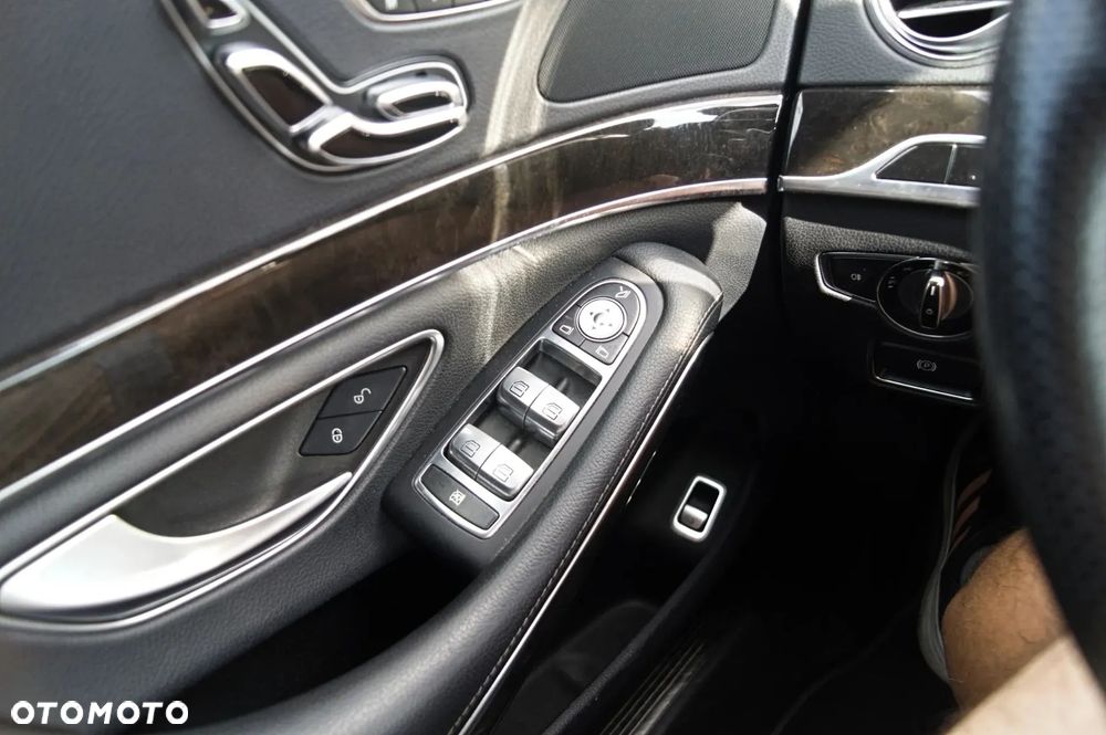 Mercedes-Benz Klasa S 500 4-Matic 7G-TRONIC - 34
