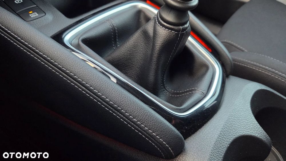 Nissan Qashqai 1.3 DIG-T N-CONNECTA - 33