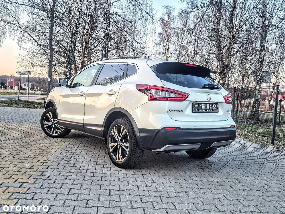Nissan Qashqai 1.2 DIG-T Tekna EU6 - 3