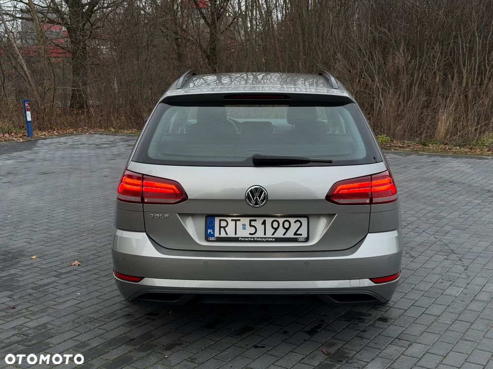 Volkswagen Golf 1.6 TDI BMT Comfortline - 8