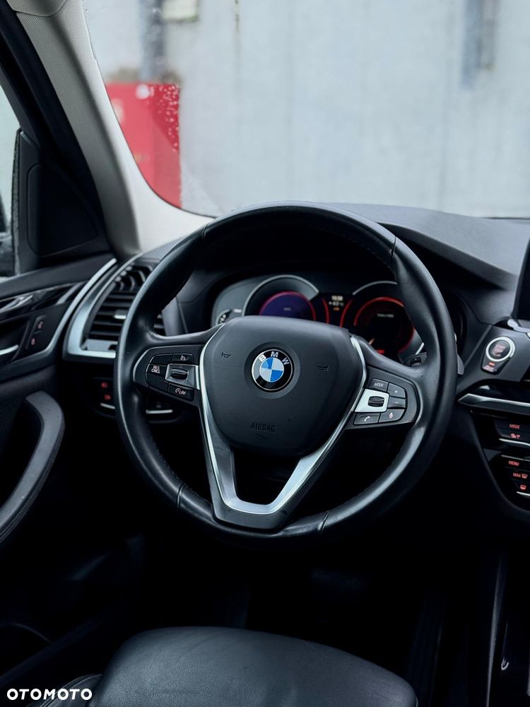 BMW X3 xDrive20d - 11