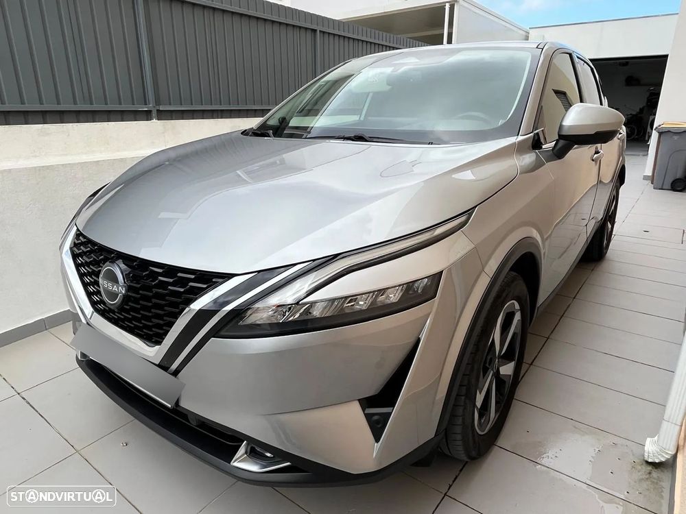 Nissan Qashqai 1.3 DIG-T N-Connecta LED - 1