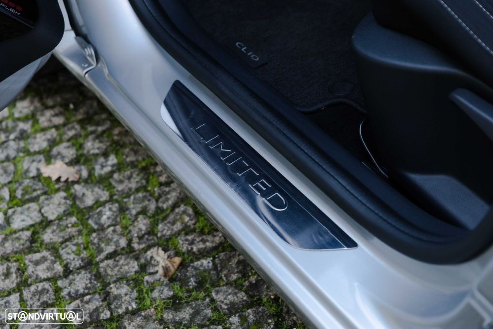 Renault Clio Sport Tourer 0.9 TCe Limited - 10