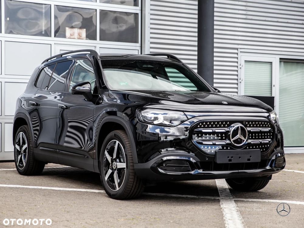 Mercedes-Benz GLB - 4