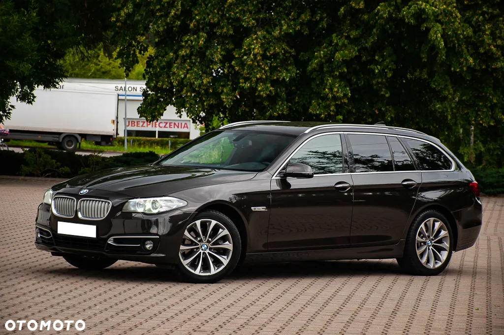 BMW Seria 5 518d Touring Luxury Line - 7