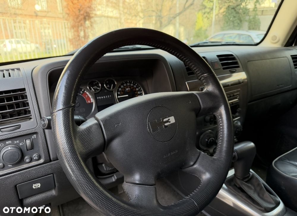 Hummer H3 - 12