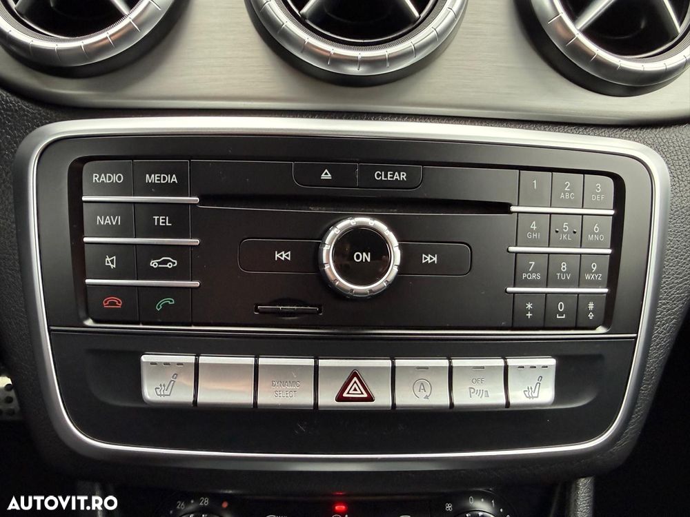 Mercedes-Benz CLA 180 7G-DCT AMG Line - 28