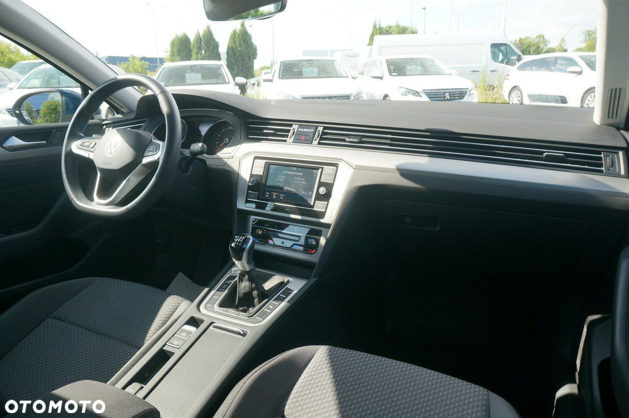 Volkswagen Passat 2.0 TDI EVO Essence - 18