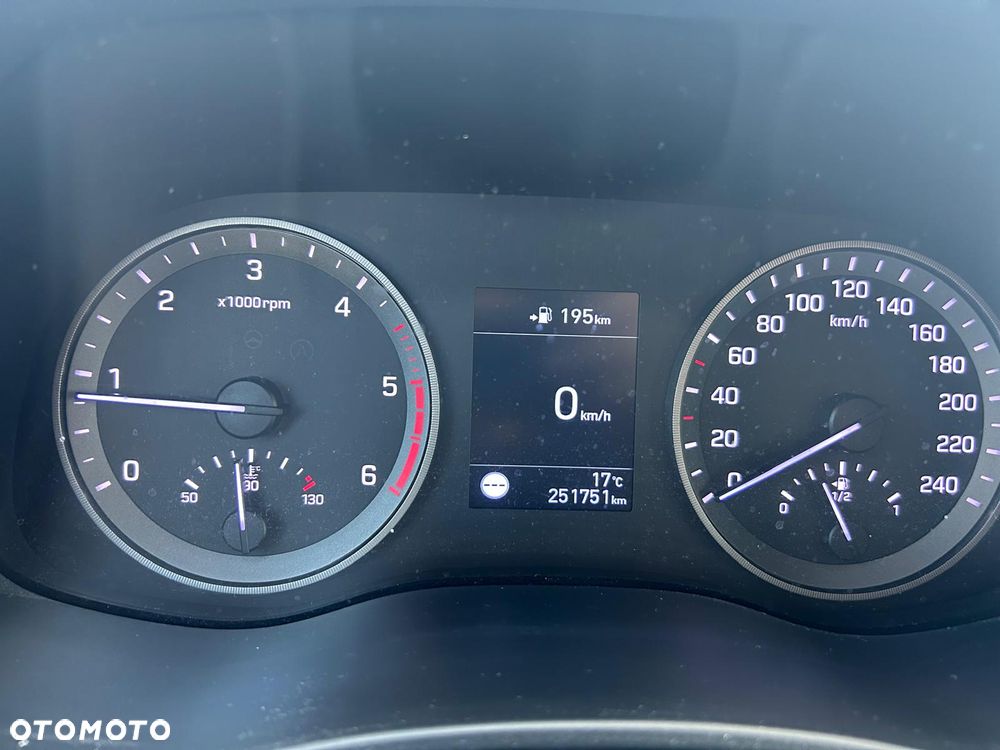 Hyundai Tucson 1.6 CRDi Comfort 2WD - 13