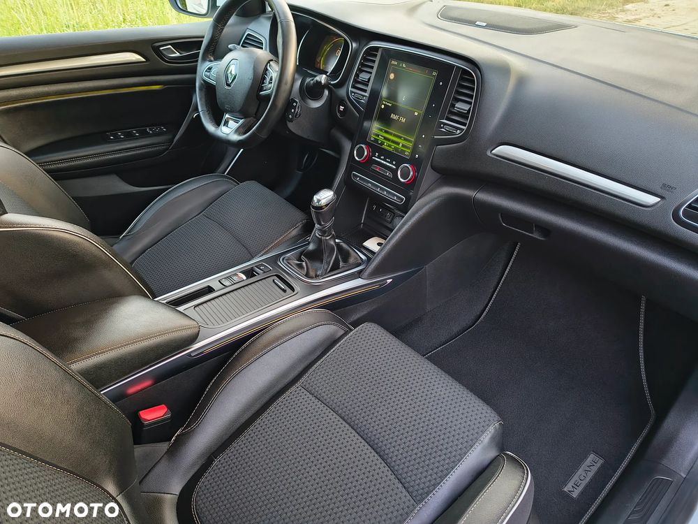 Renault Megane ENERGY dCi 130 BOSE EDITION - 7