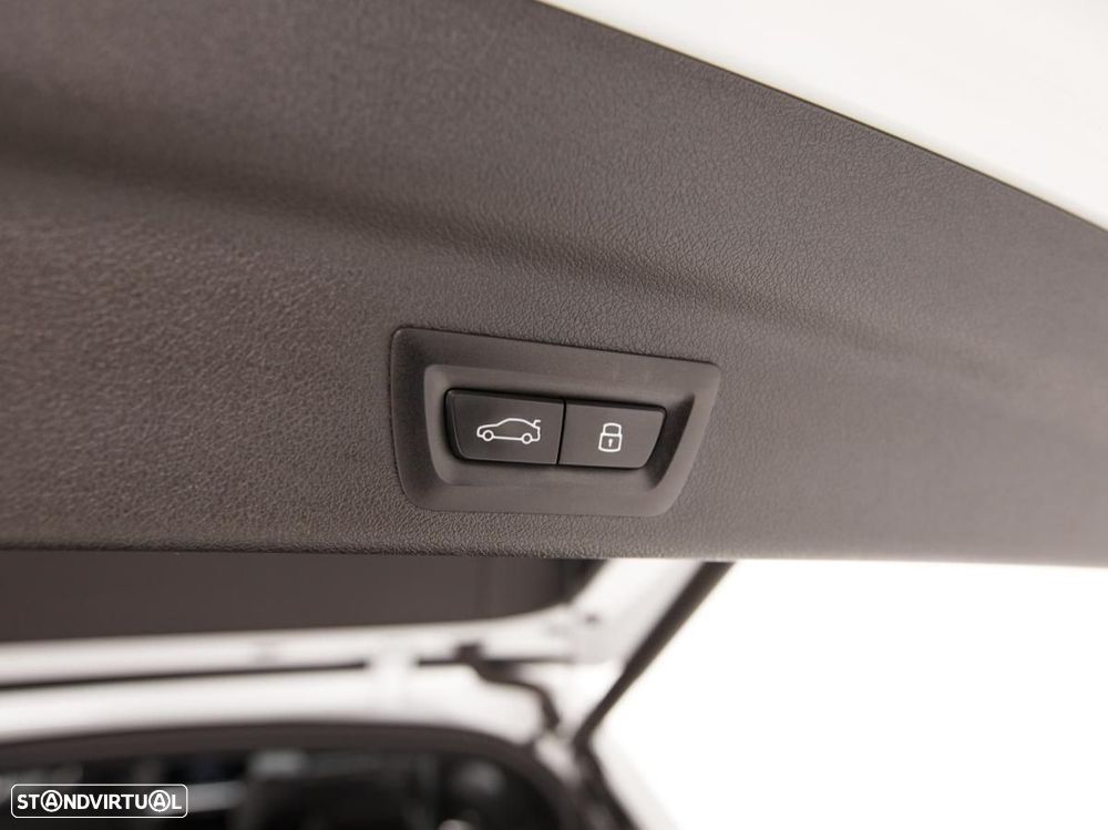 BMW X1 xDrive25e Pack Desportivo M - 20
