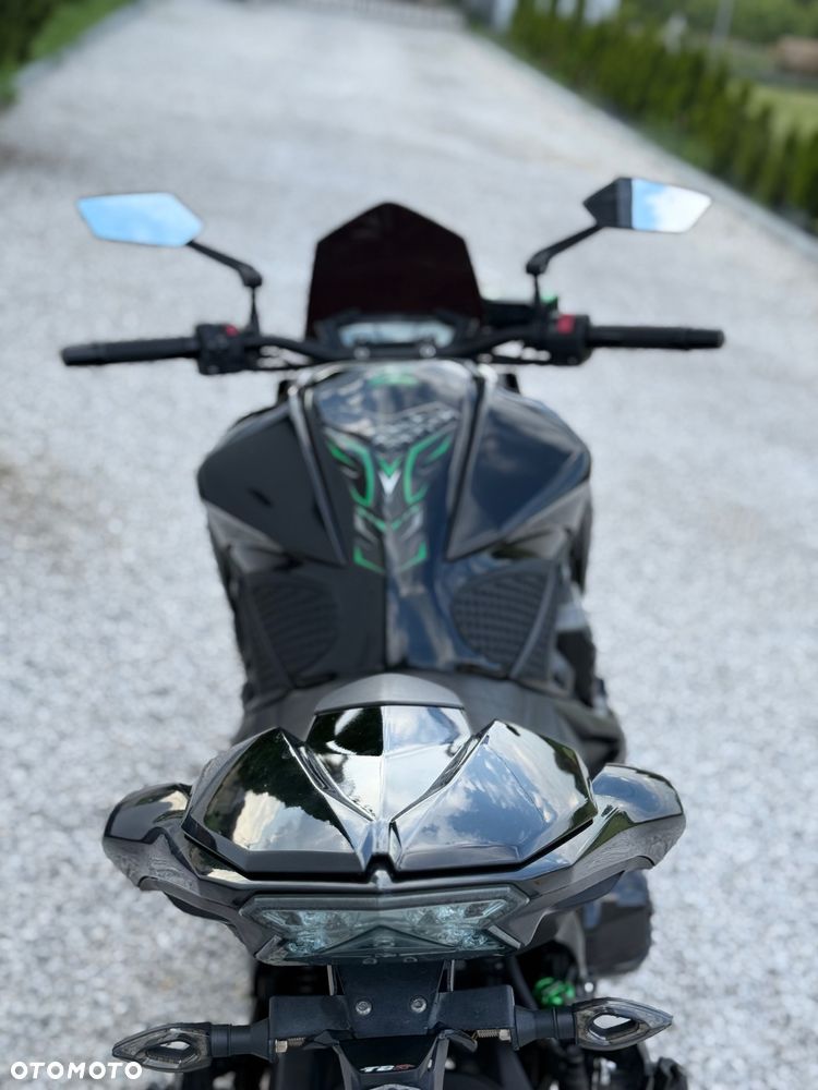 Kawasaki Z - 5