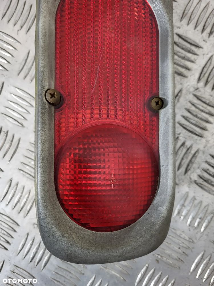 Nissan Terrano II Lampa Lewy Prawa Tył - 4