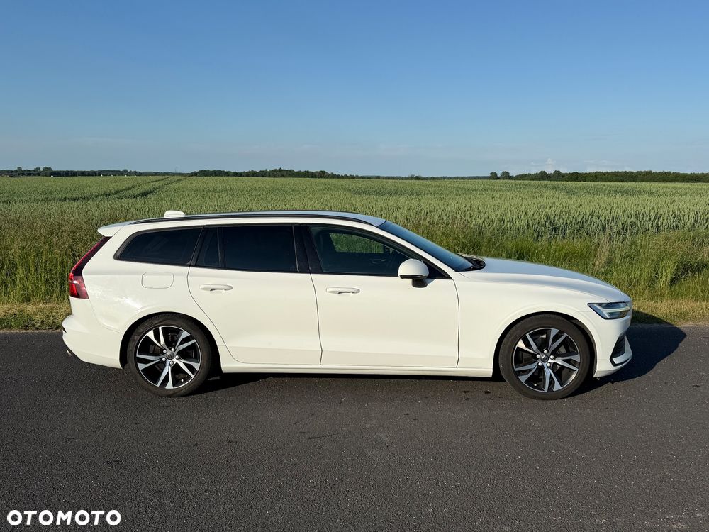 Volvo V60 D3 Momentum Pro - 5