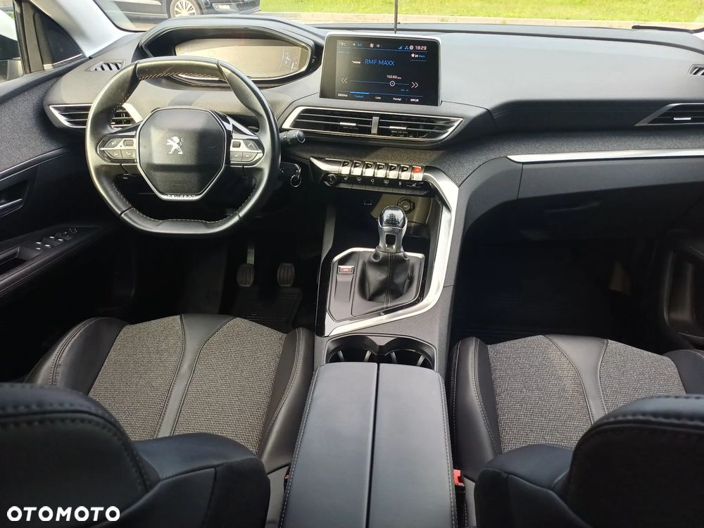 Peugeot 3008 1.6 BlueHDi Allure S&S - 8