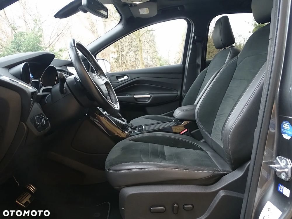 Ford Kuga 2.0 TDCi 4x4 ST-Line - 16