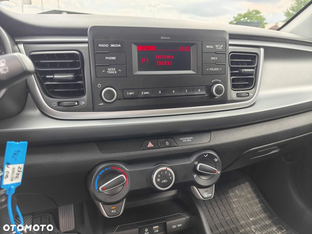 Kia Rio 1.2 M - 19