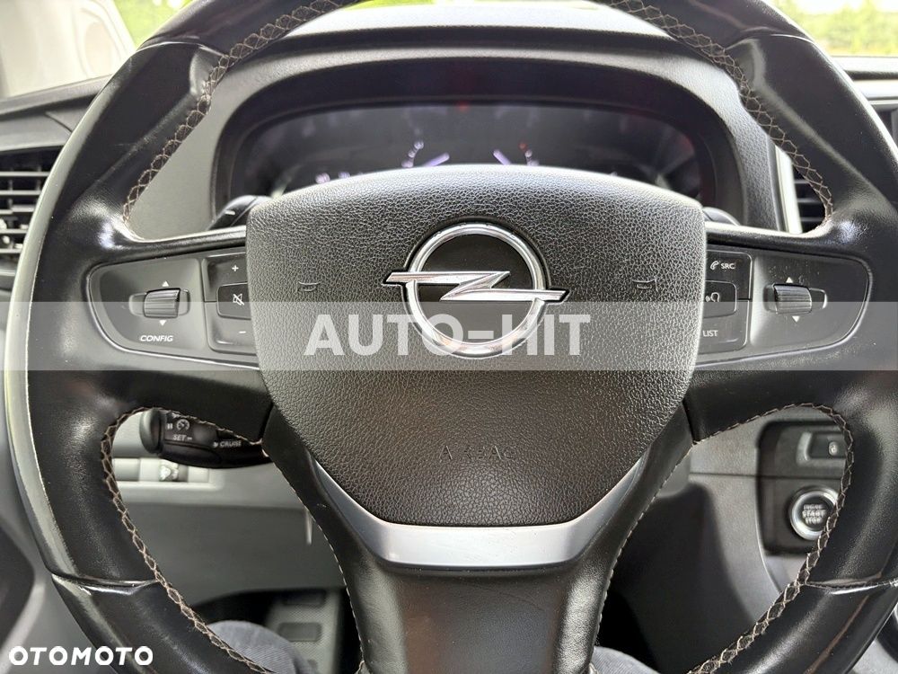 Opel Vivaro - 27