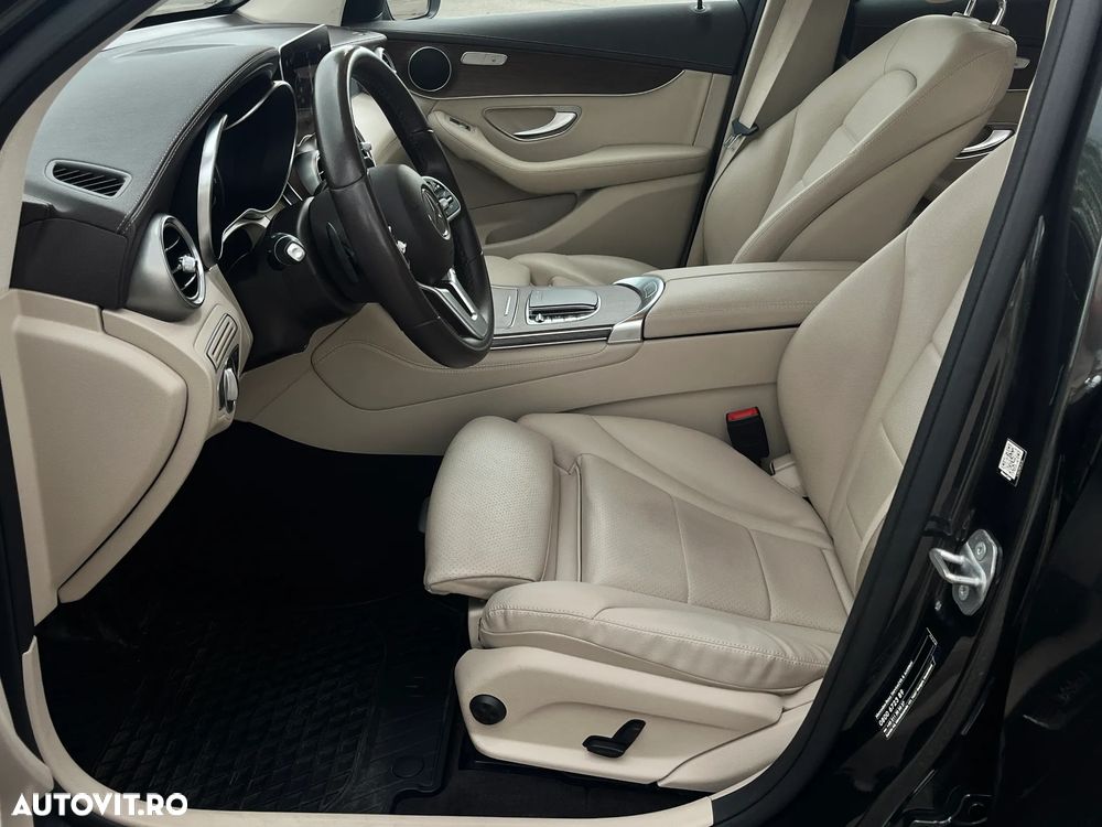 Mercedes-Benz GLC 200 4MATIC 9G-TRONIC - 11